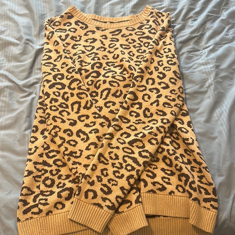 cheetah print sweater womens medium